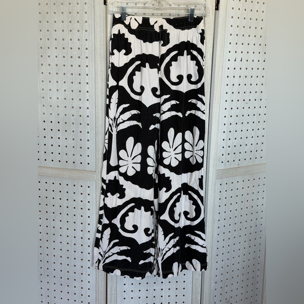 H&M Black and White Patterned Wide Leg Pants